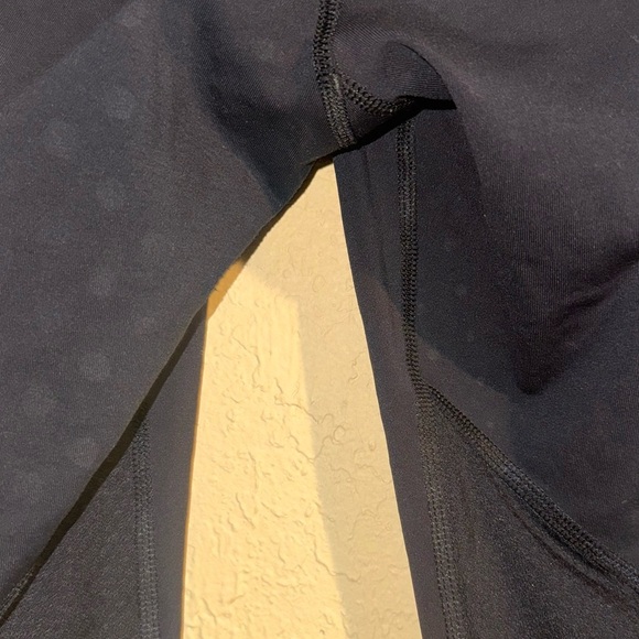 LULULEMON Black and Yellow Athletic Leggings - Picture 2 of 2